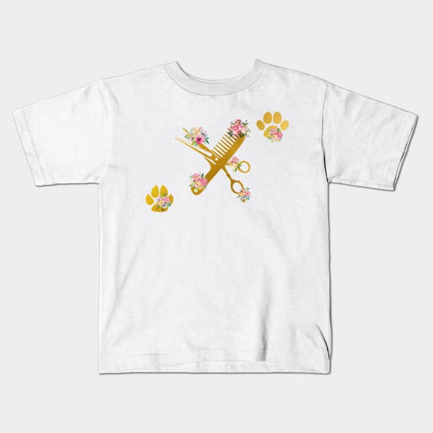 Pet Grooming Kids T-Shirt by erzebeth